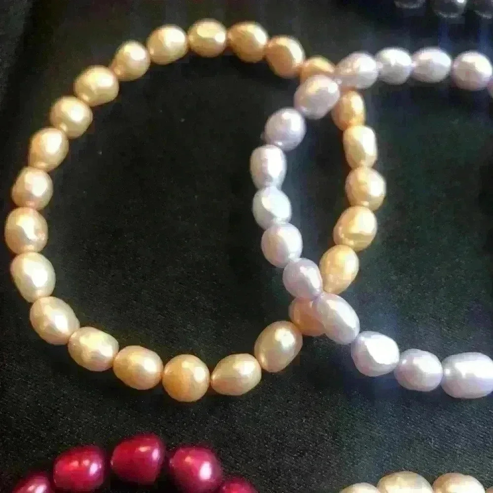 7 pc Mixed bead bracelets - Picture 4 of 10